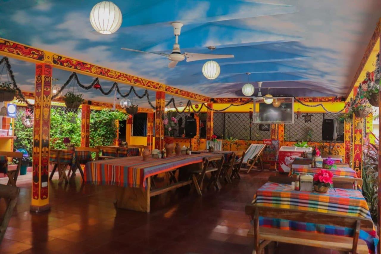 Hotel Y Restaurante Rincon Familiar 라 리베르타드 외부 사진