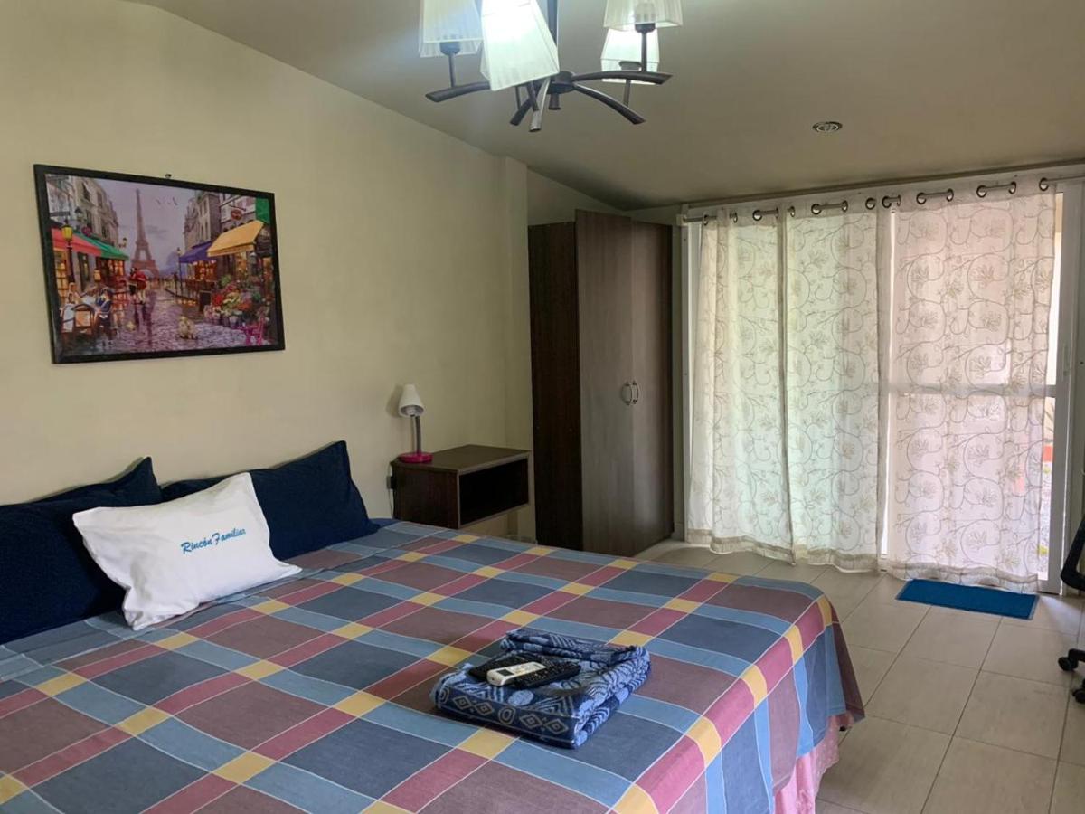 Hotel Y Restaurante Rincon Familiar 라 리베르타드 외부 사진